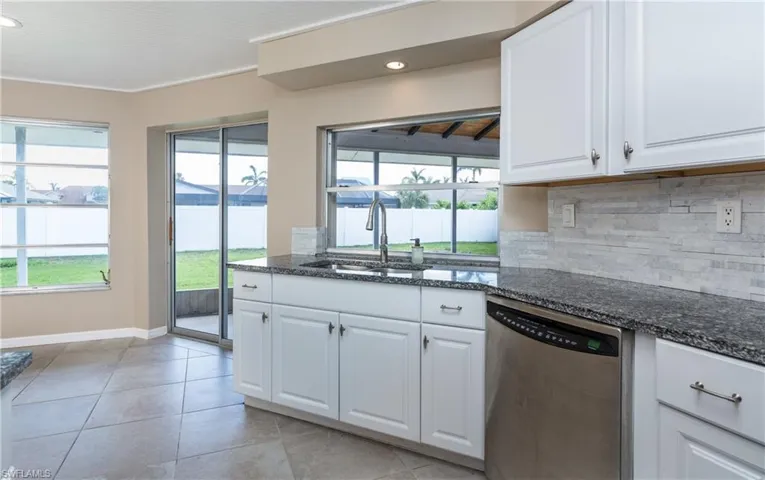 3513 SE 22nd  AVE, Cape Coral, FL 33904