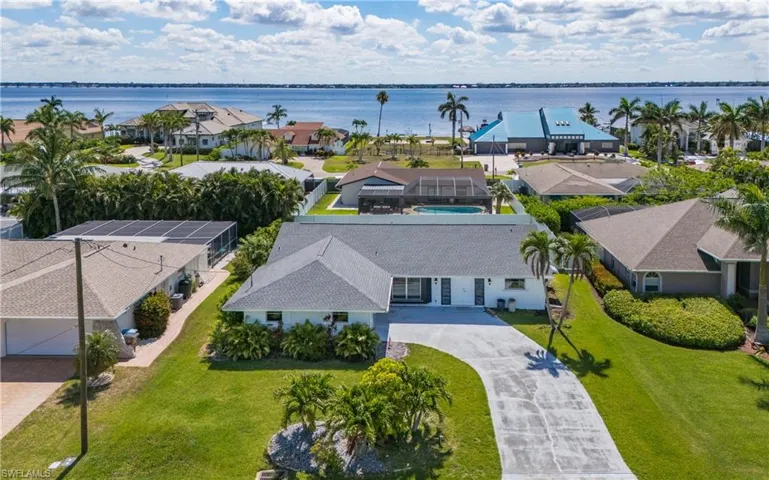 3513 SE 22nd  AVE, Cape Coral, FL 33904