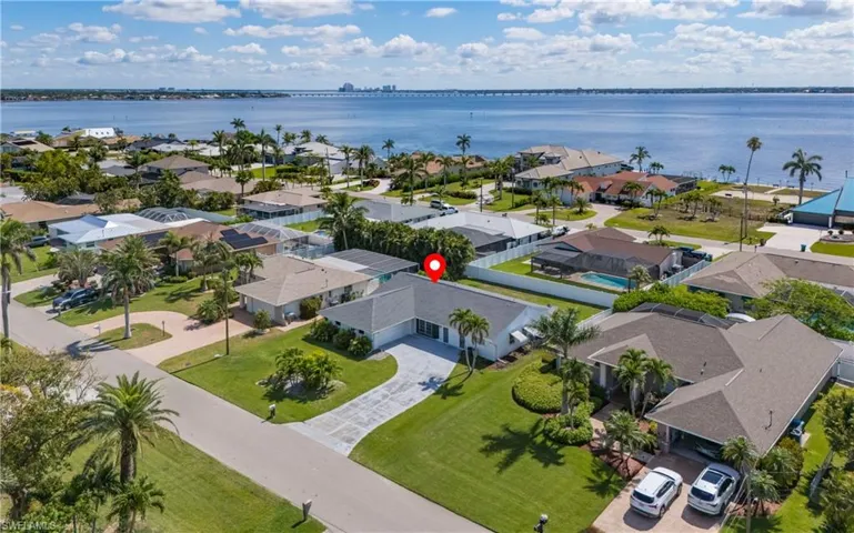 3513 SE 22nd  AVE, Cape Coral, FL 33904