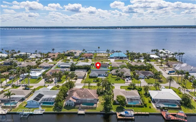 3513 SE 22nd  AVE, Cape Coral, FL 33904