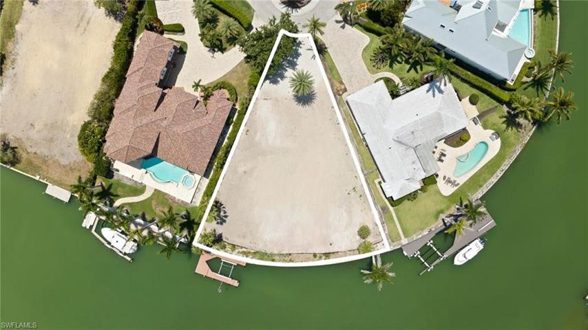 211 SPRING LINE DR, NAPLES FL 34102