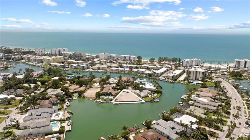 211 SPRING LINE DR, NAPLES FL 34102