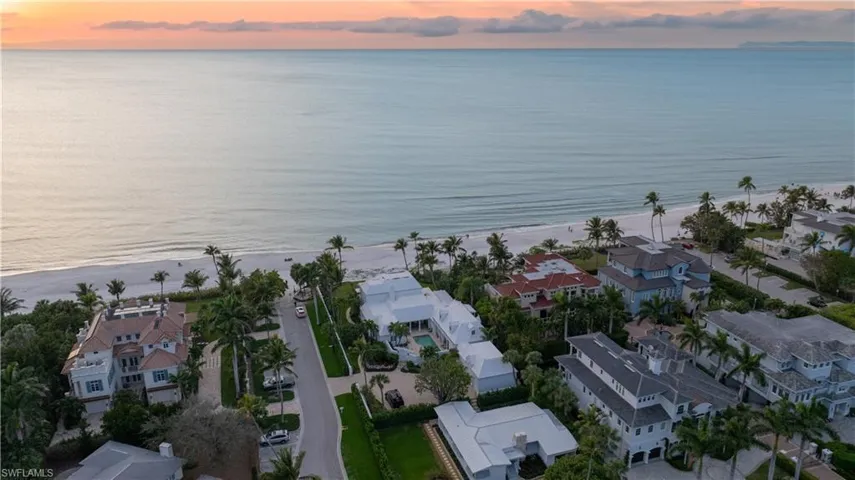 23  6TH AVE N  , Naples, FL 34102