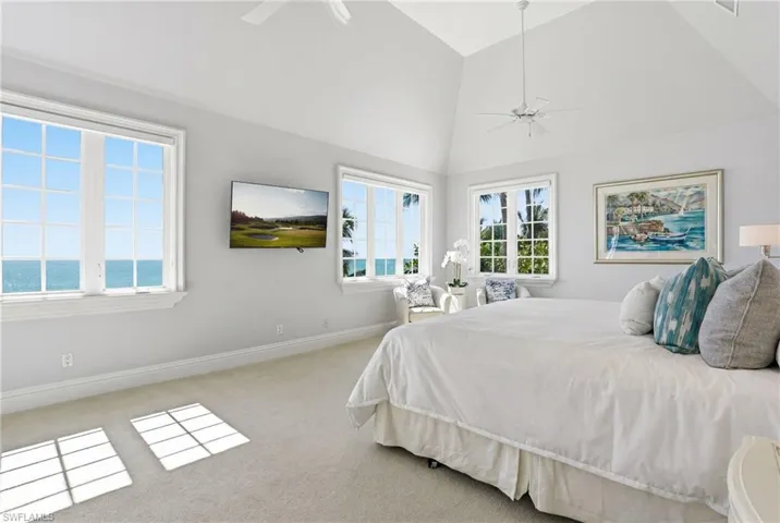 23  6TH AVE N  , Naples, FL 34102