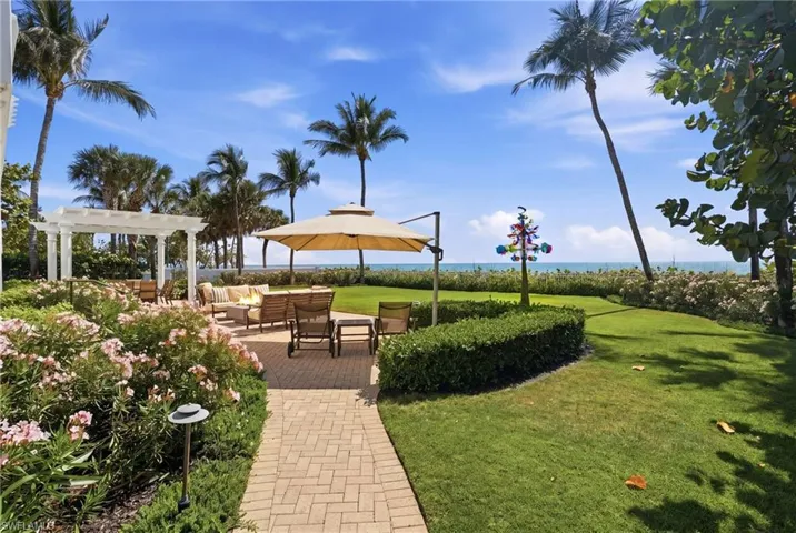 23  6TH AVE N  , Naples, FL 34102