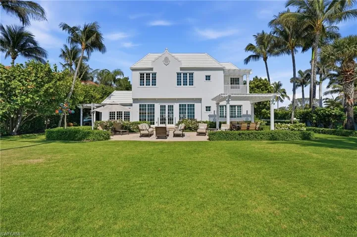 23  6TH AVE N  , Naples, FL 34102