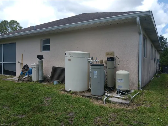 631  Aspen S AVE, Lehigh Acres, FL 33974