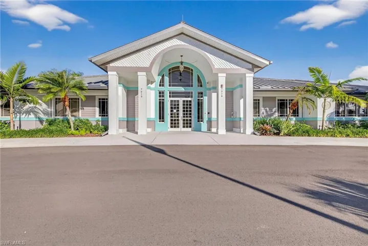 16645  Lake Circle  DR, Fort Myers, FL 33908