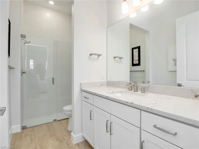 18412  Ridgeline  DR, Estero, FL 33928