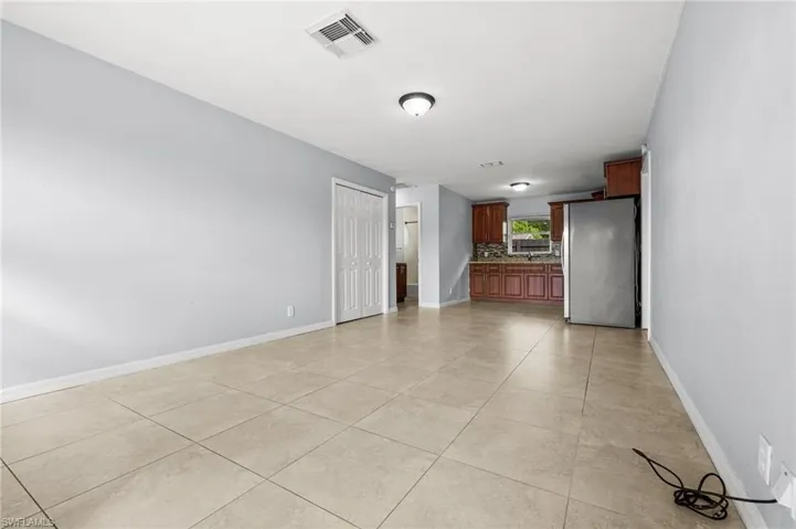 781 101st Ave N, Naples, Florida 34108