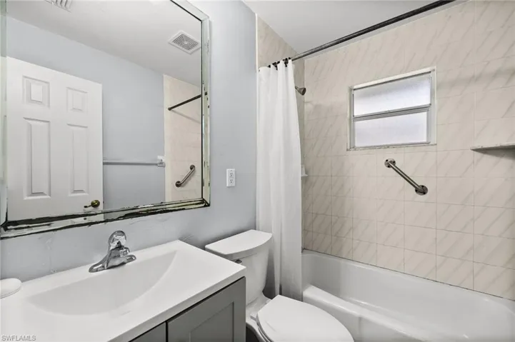 781 101st Ave N, Naples, Florida 34108