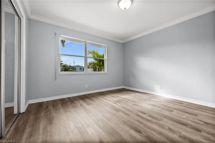 781 101st Ave N, Naples, Florida 34108