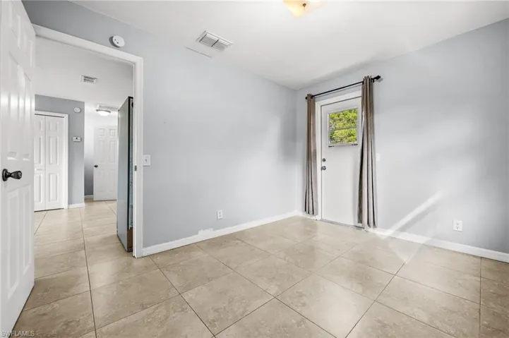 781 101st Ave N, Naples, Florida 34108