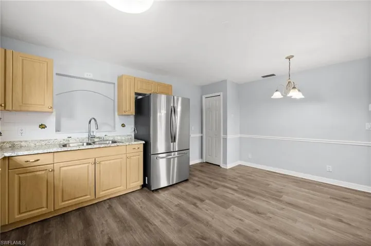 781 101st Ave N, Naples, Florida 34108