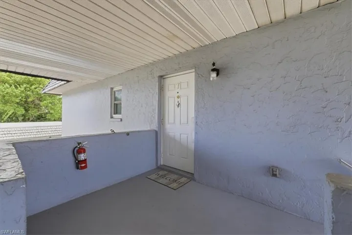 3356 N Key Dr 7, North Fort Myers, Florida 33903