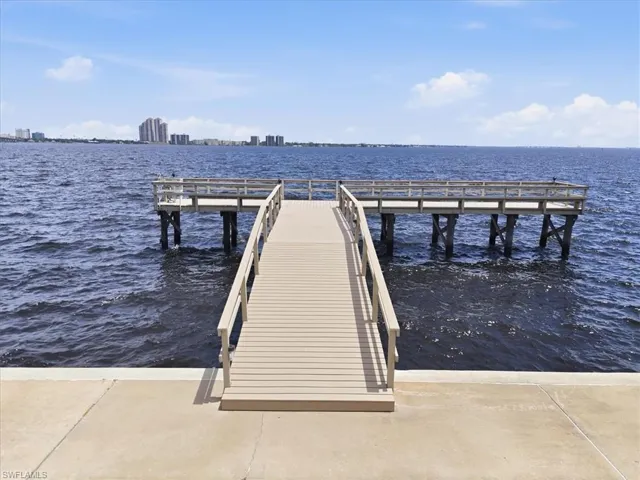 3356 N Key Dr 7, North Fort Myers, Florida 33903