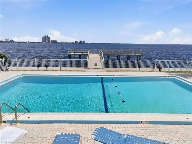 3356 N Key Dr 7, North Fort Myers, Florida 33903