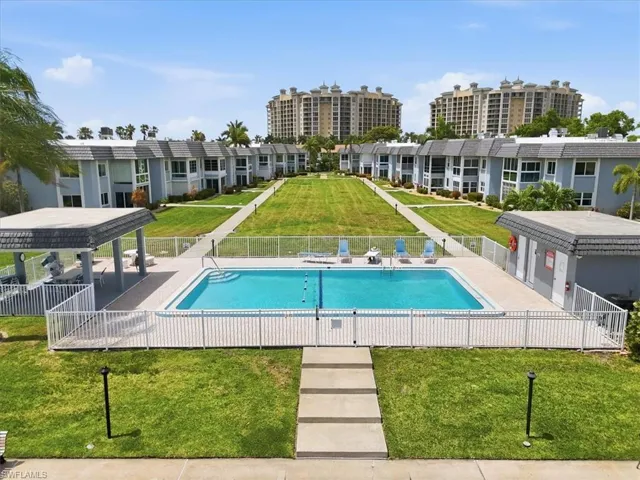 3356 N Key Dr 7, North Fort Myers, Florida 33903