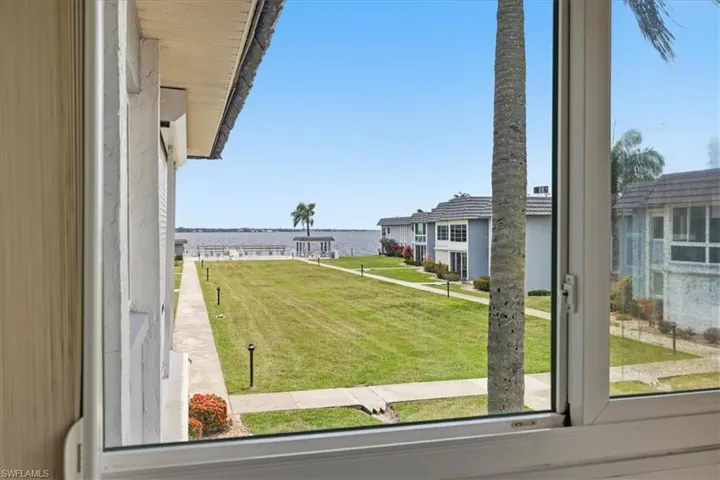3356 N Key Dr 7, North Fort Myers, Florida 33903