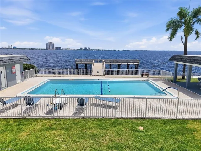 3356 N Key Dr 7, North Fort Myers, Florida 33903