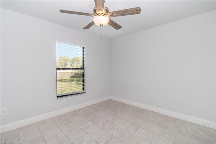 2618 Helen CIR, LEHIGH ACRES FL 33971