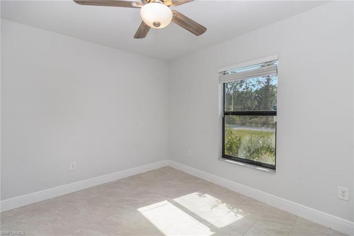 2618 Helen CIR, LEHIGH ACRES FL 33971
