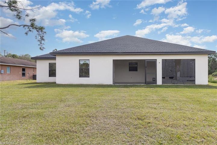 2618 Helen CIR, LEHIGH ACRES FL 33971