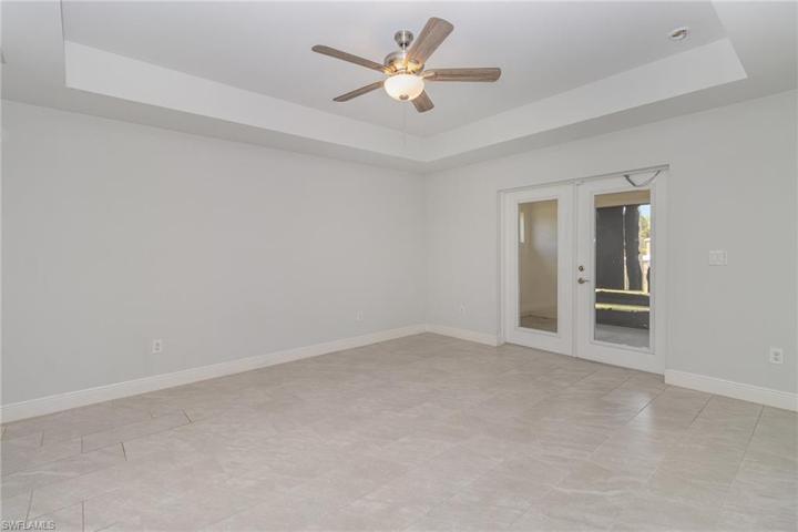 2618 Helen CIR, LEHIGH ACRES FL 33971