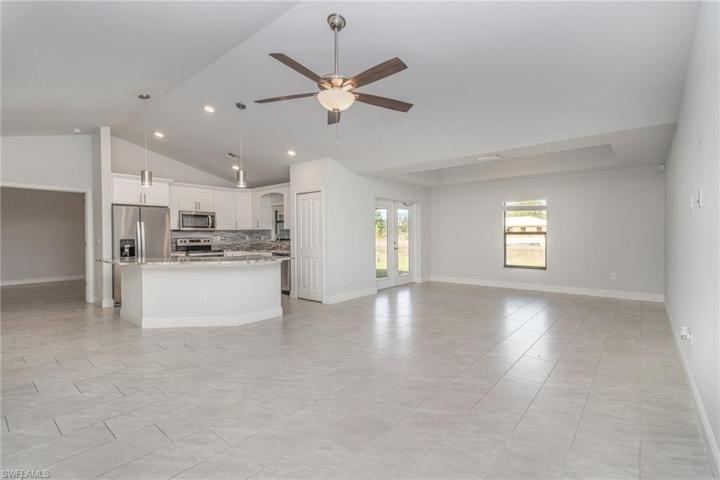 2618 Helen CIR, LEHIGH ACRES FL 33971