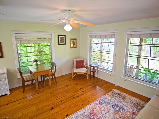 Cottage: pine floors, huge windows, pond views