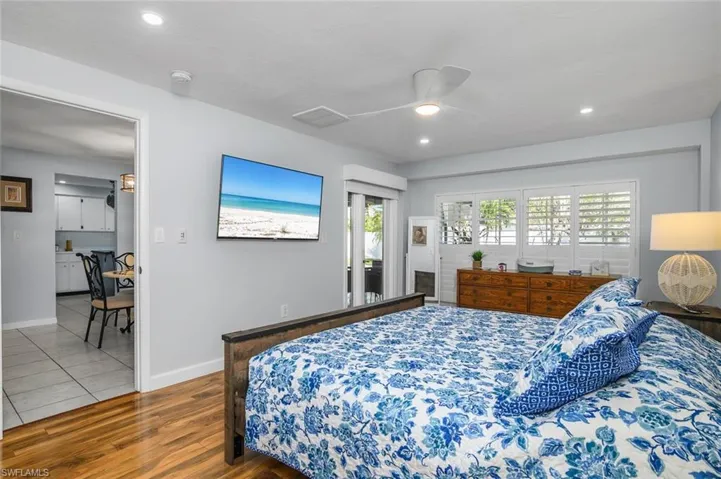 136  Coral Vine  DR, Naples, FL 34110