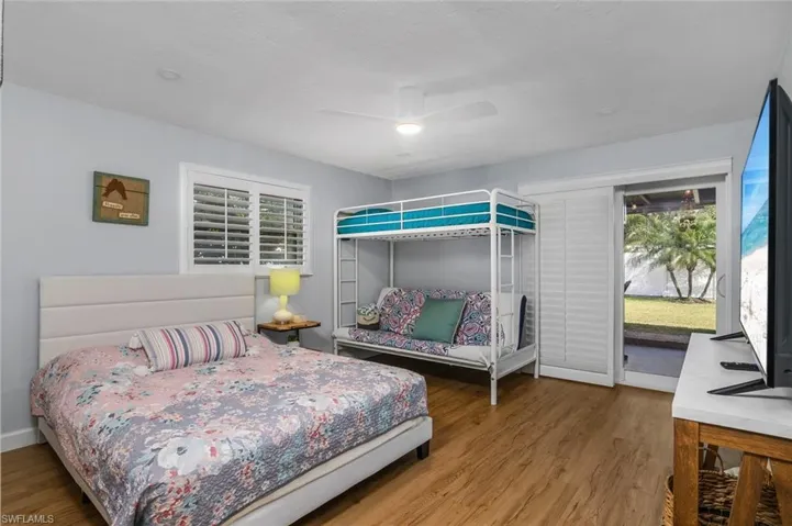 136  Coral Vine  DR, Naples, FL 34110