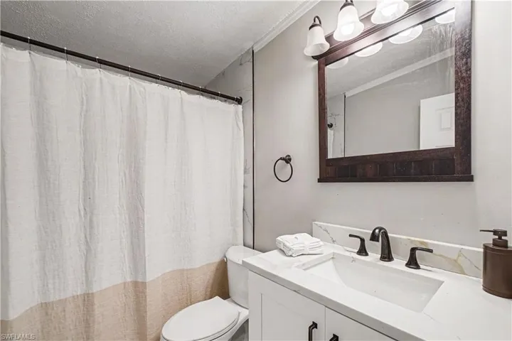 2398 Estey Ave, Naples, Florida 34104