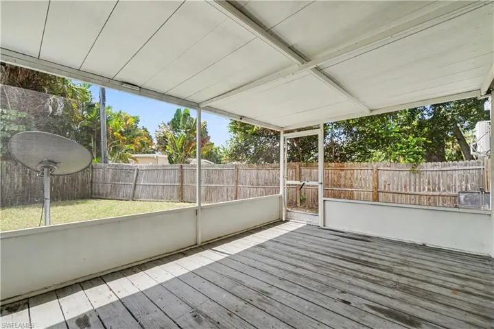 2398 Estey Ave, Naples, Florida 34104