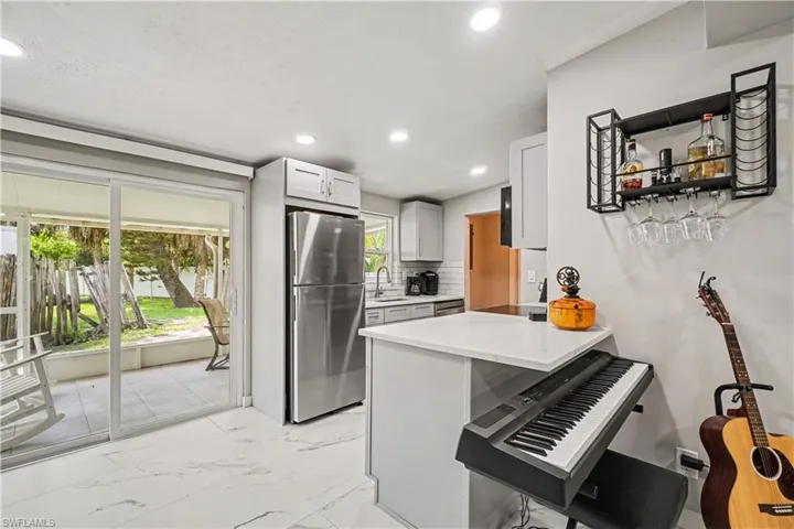 2398 Estey Ave, Naples, Florida 34104