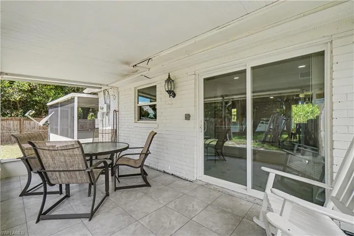 2398 Estey Ave, Naples, Florida 34104