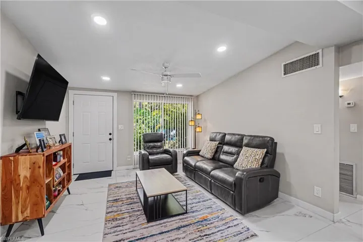 2398 Estey Ave, Naples, Florida 34104