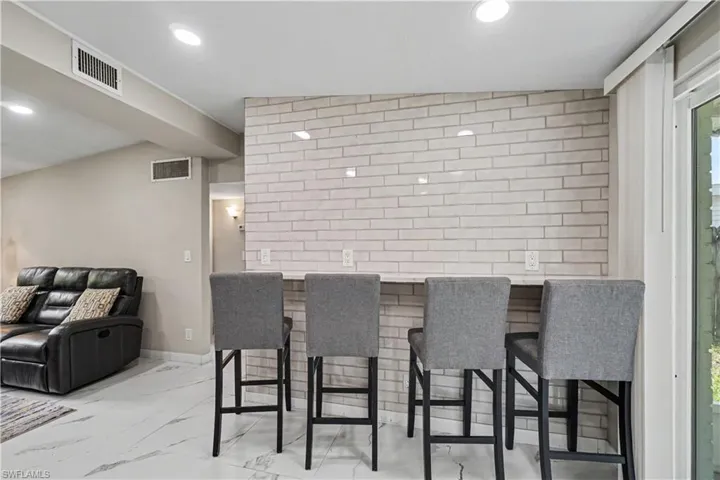 2398 Estey Ave, Naples, Florida 34104