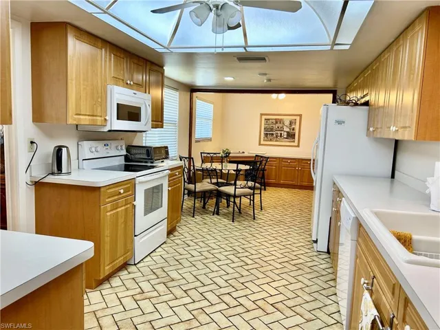 5589 Buring Ct, Fort Myers Fl 33919