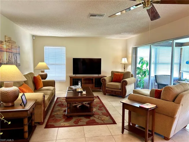 5589 Buring Ct, Fort Myers Fl 33919