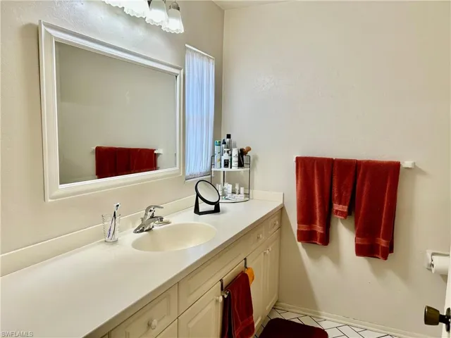 5589 Buring Ct, Fort Myers Fl 33919