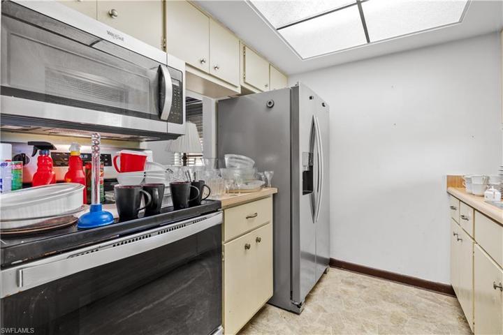 342 Easton CT, LEHIGH ACRES FL 33936