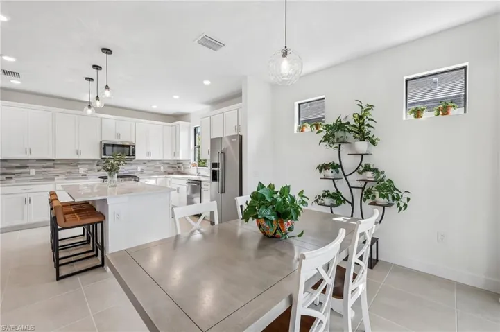 18421 Ridgeline Dr, Estero, Florida 33928