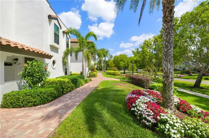 1060 6th St S 1060, Naples, Florida 34102