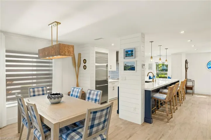 1060 6th St S 1060, Naples, Florida 34102
