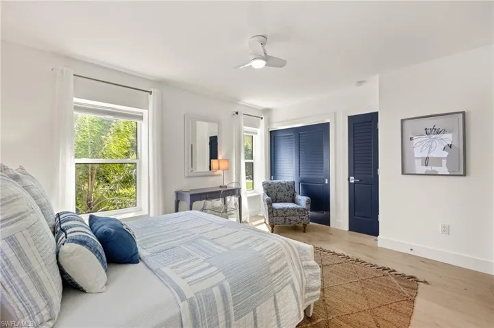 1060 6th St S 1060, Naples, Florida 34102