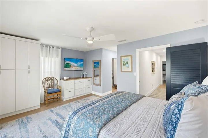 1060 6th St S 1060, Naples, Florida 34102