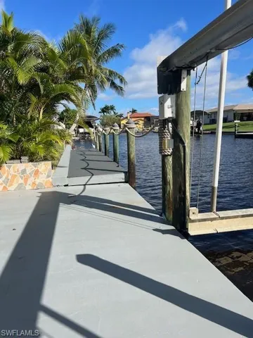 2328 27th St, Cape Coral, Florida 33904