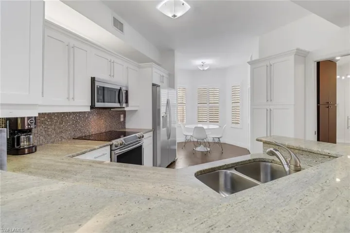 450  Bayfront  PL, Naples, FL 34102