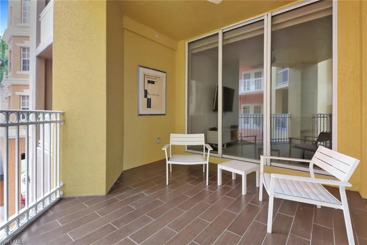 450  Bayfront  PL, Naples, FL 34102